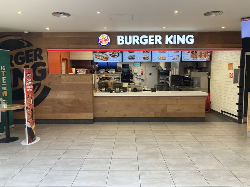 File:Burger King Saltash 2023.jpg