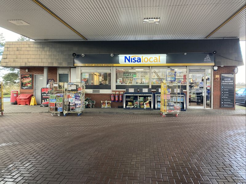 File:Nisa Local Luxmore West 2023.jpg