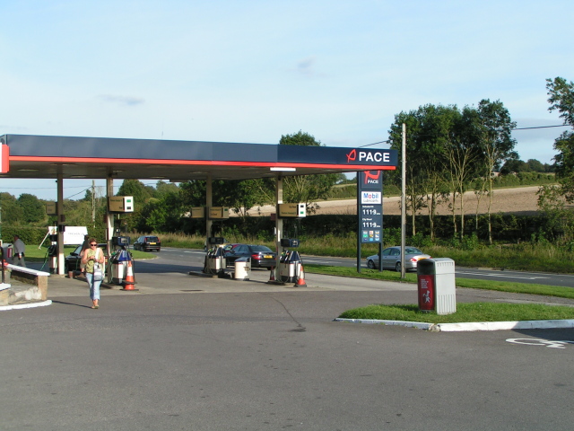 File:Chicklade Pace forecourt.jpg
