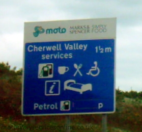 File:Moto MandS road sign.jpg