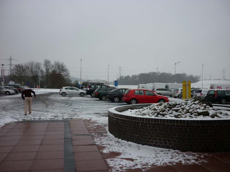 File:Toddington car park snow.jpg