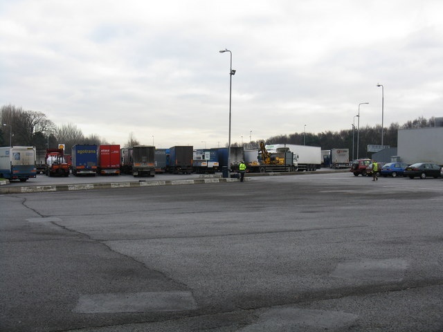 File:Corley lorry park.jpg