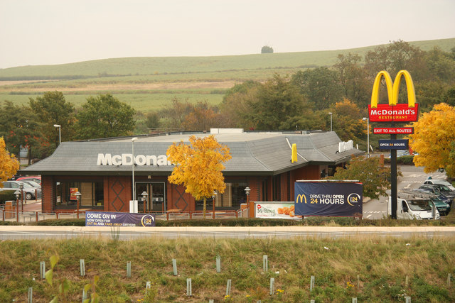 File:Markham Moor McDonalds.jpg
