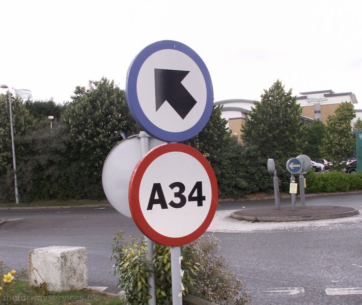File:Granada A34 direction sign.jpg