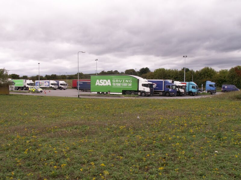 File:Sutton Scotney northbound lorry park.jpg