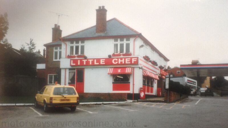 File:Little Chef Bishops Waltham 1988.jpg