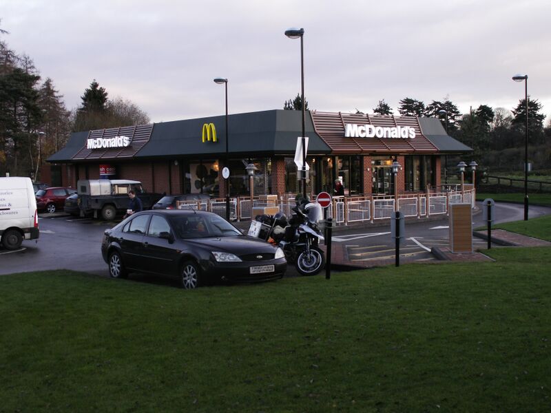 File:Tot Hill McDonalds.jpg