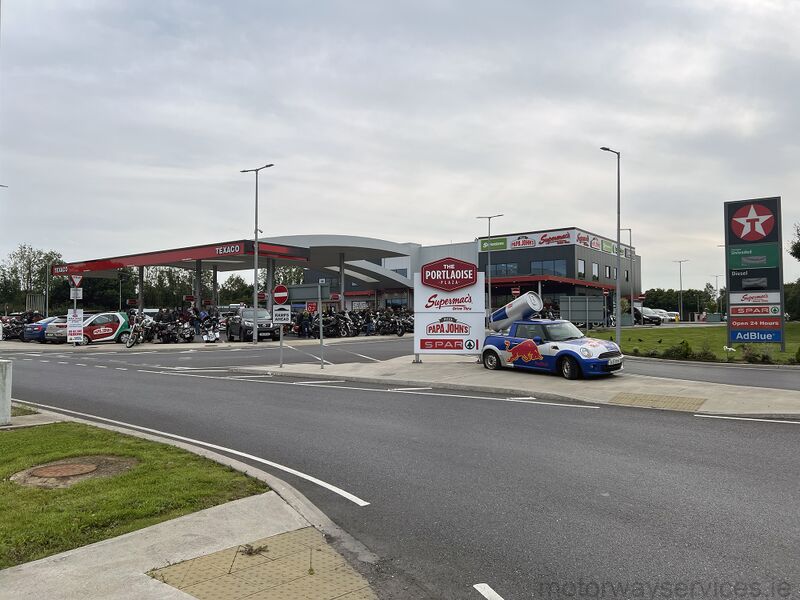File:Portlaoise Plaza 2025.jpg