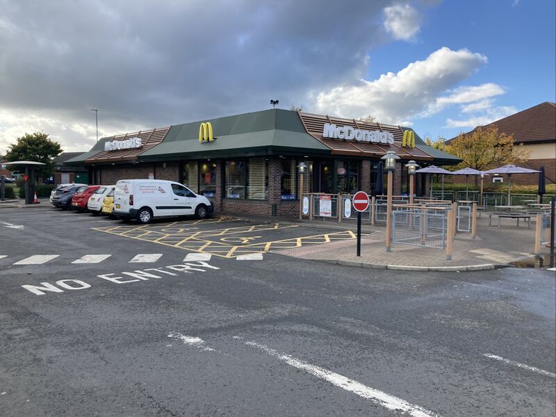 File:McDonalds Cramlington 2022.jpg