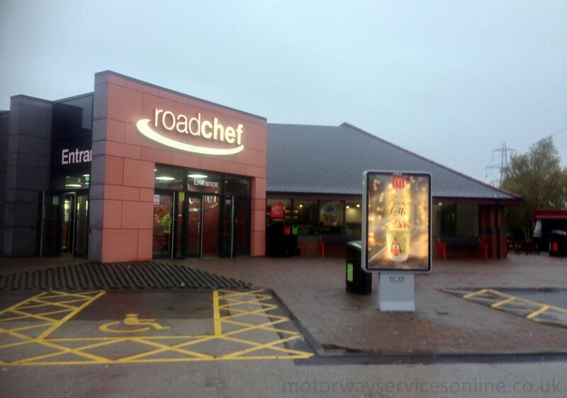 File:Chester services new entrance 2016.jpg