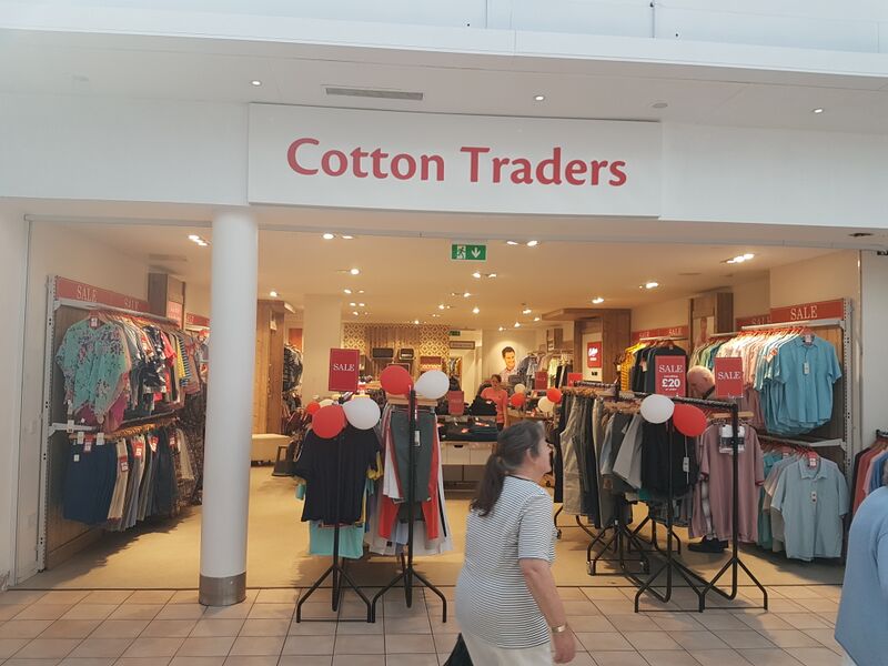 File:Strensham North Cotton Traders .jpg