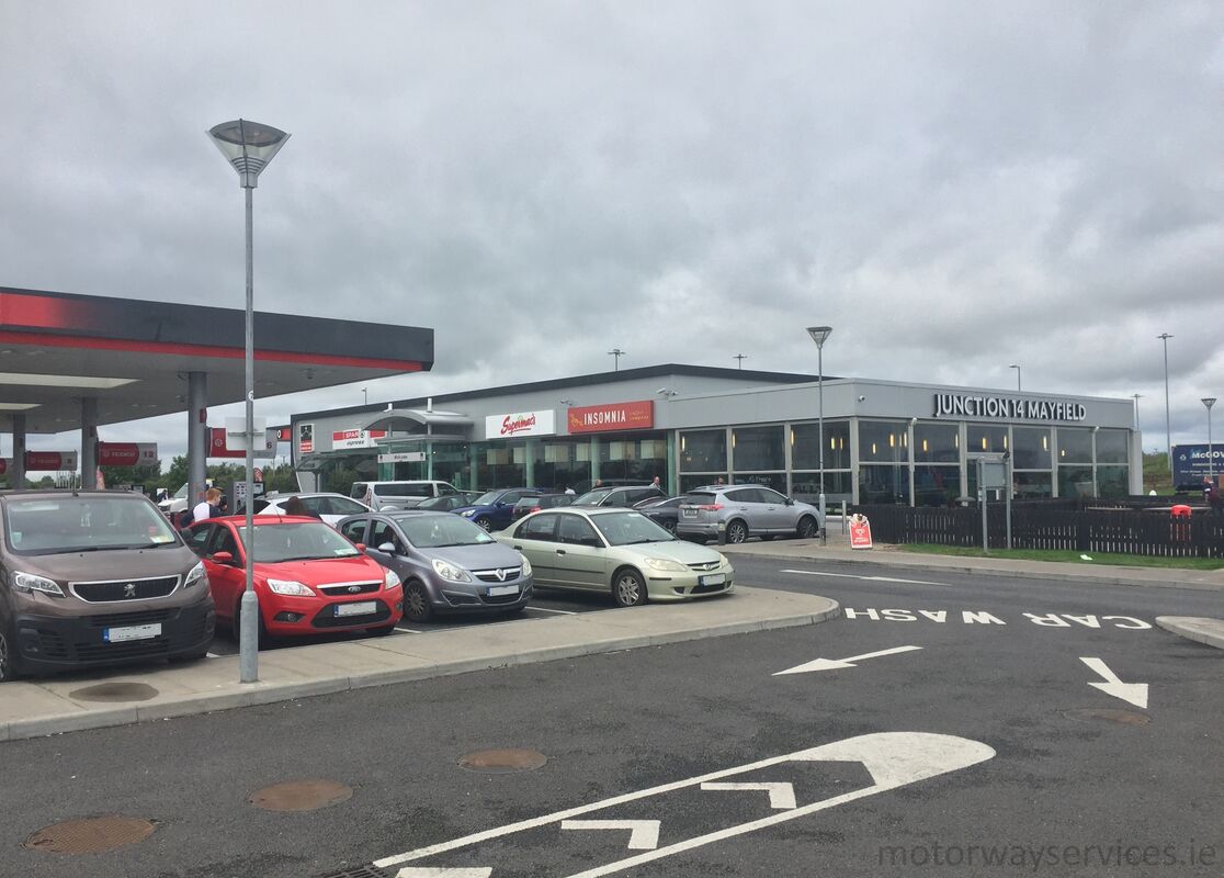 Mayfield services Motorway Services, Mayfield service station info