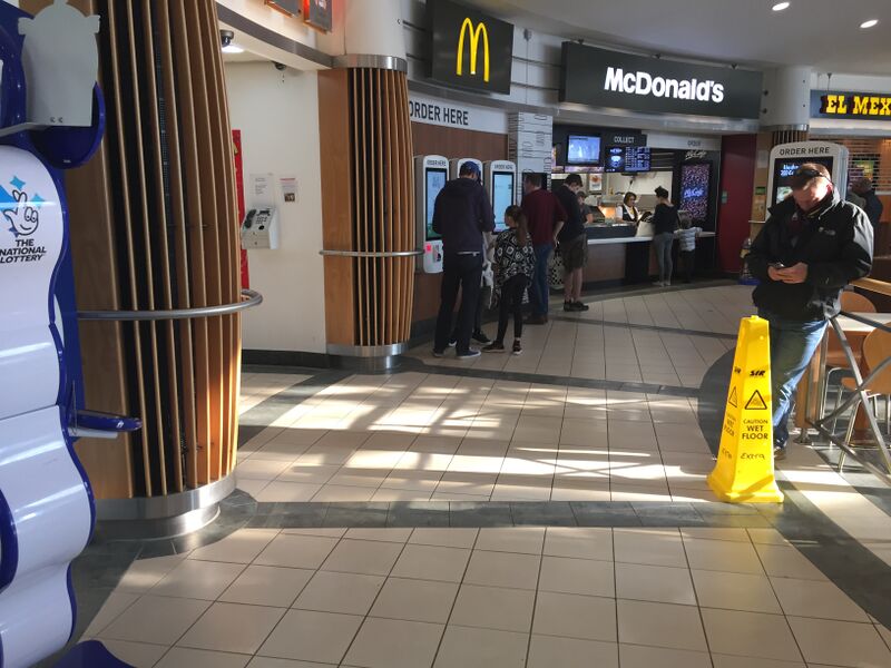 File:McDonalds Baldock 2019.jpg