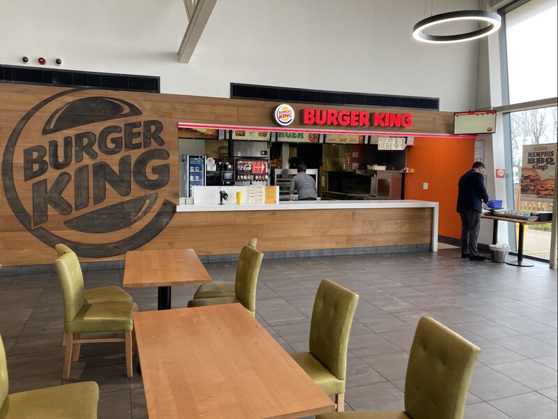 File:Burger King Rivington North 2024.jpg