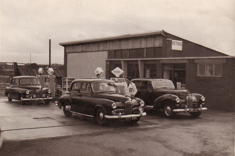File:Mylen Taxis 1959.jpg
