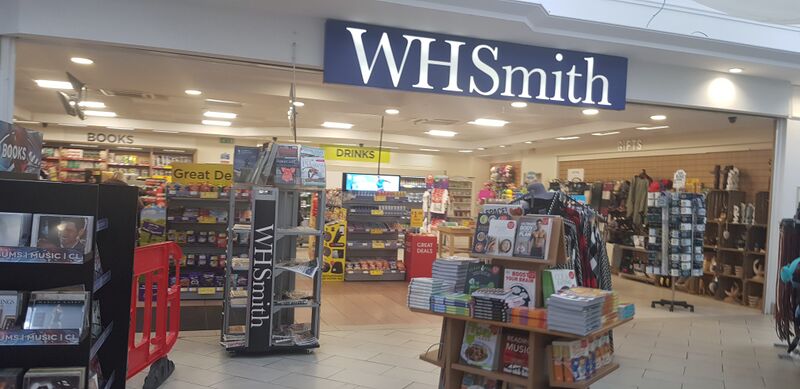 File:Chester WHSmith outlet.jpg