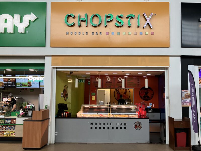File:Chopstix Noodle Bar Folkestone 2024.jpg