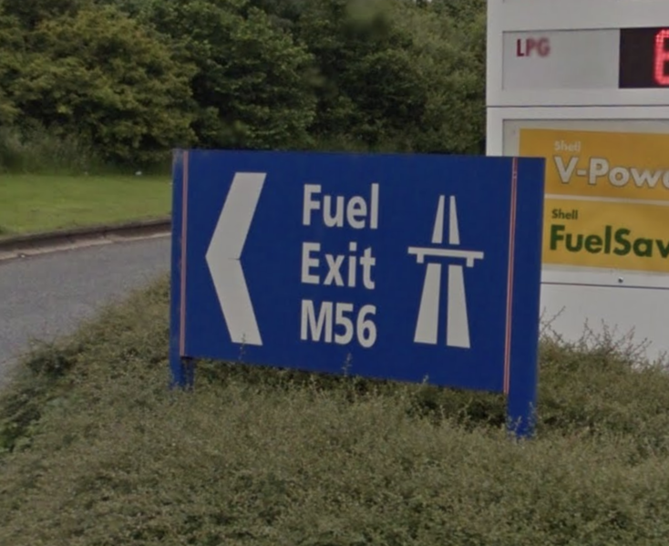 File:Roadchef 90s exit direction sign.png